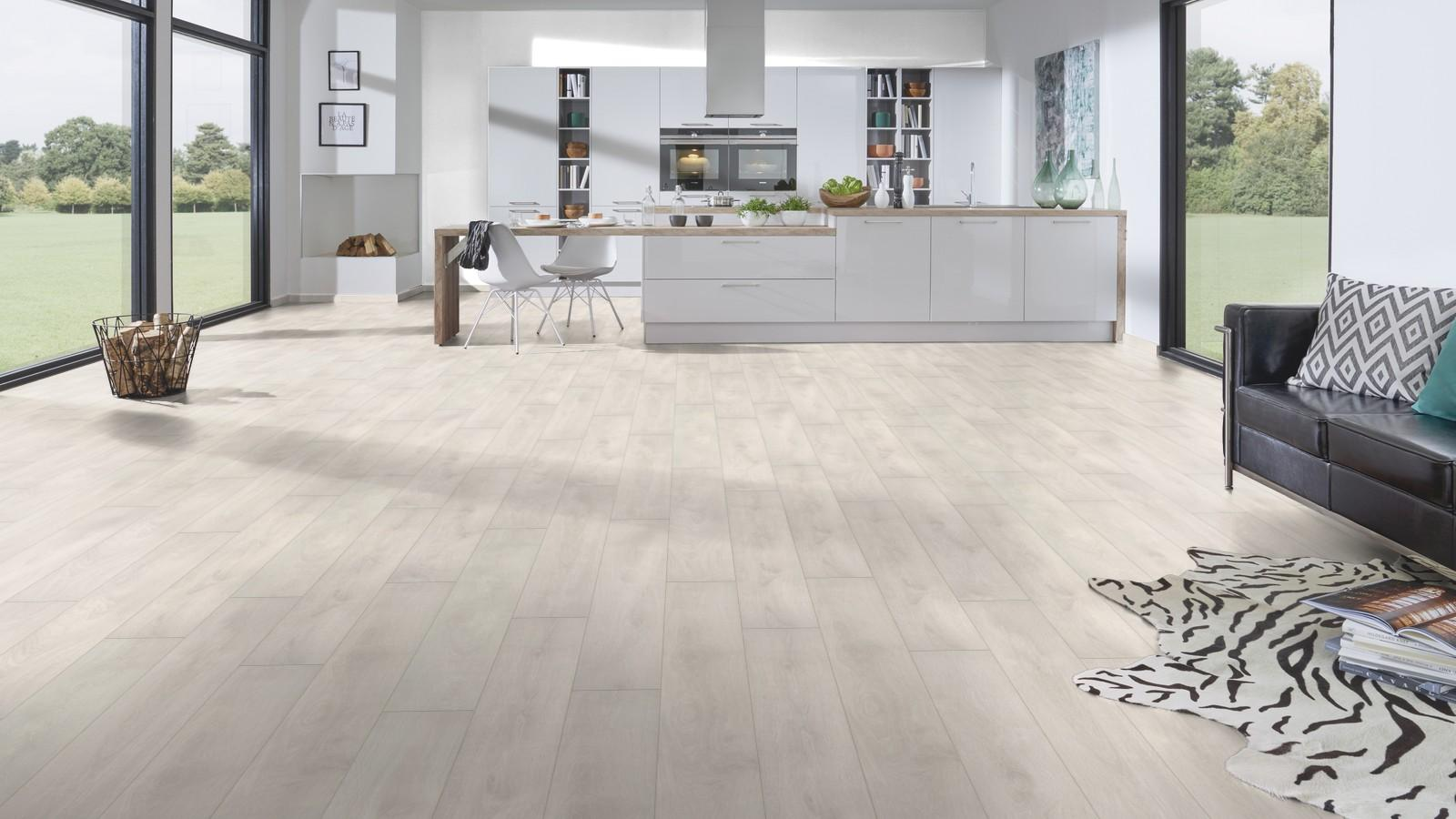 Ламинат Ultrafloor Ultrablack 33кл. арт.8630 Дуб Аспен